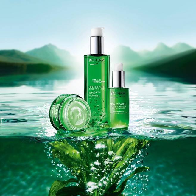 高端化妝品視覺呈現(xiàn) 從瓶器造型到創(chuàng)意設(shè)計的全方位解析